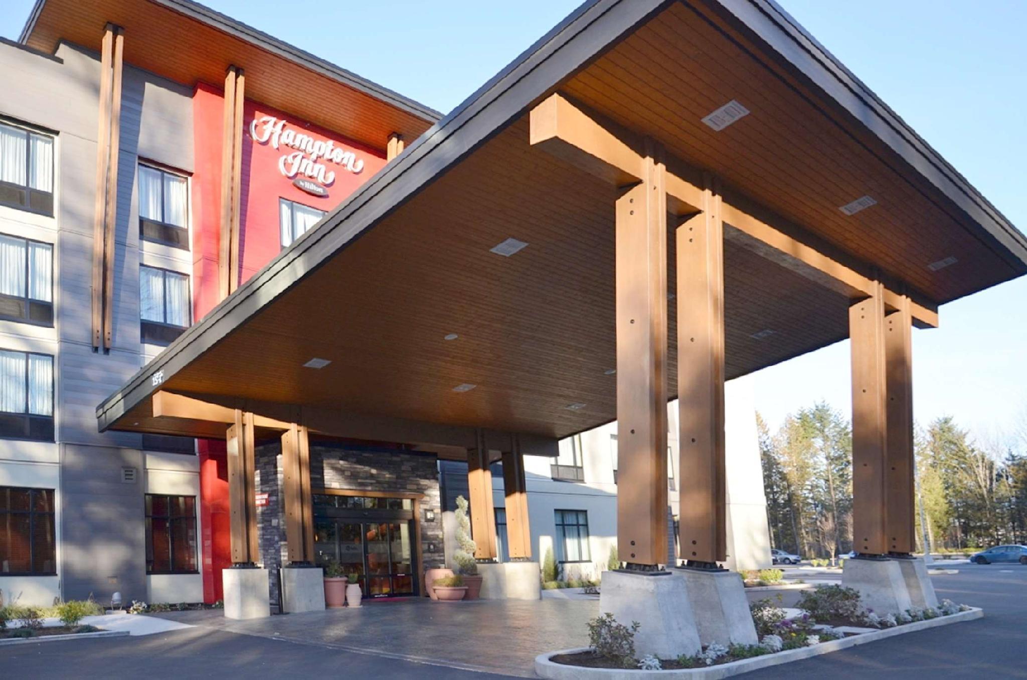 Hampton Inn By Hilton Чилиуак Екстериор снимка